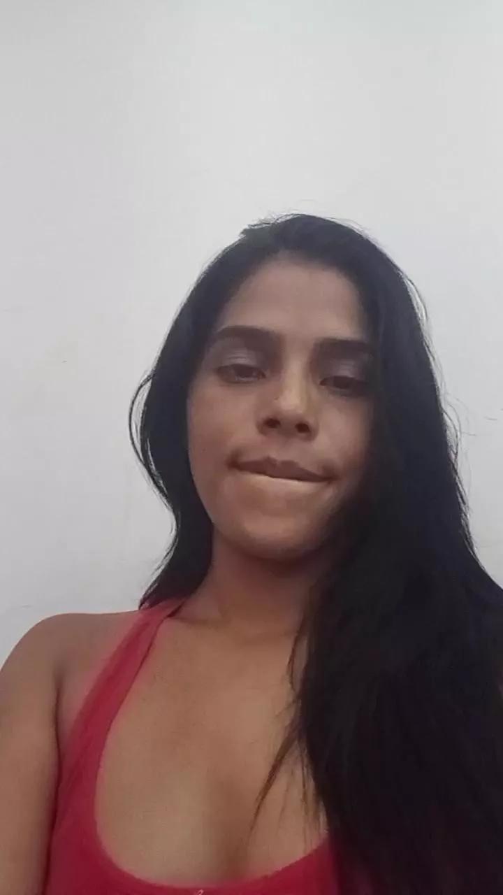 Esmeralda_25 on Cam4 
