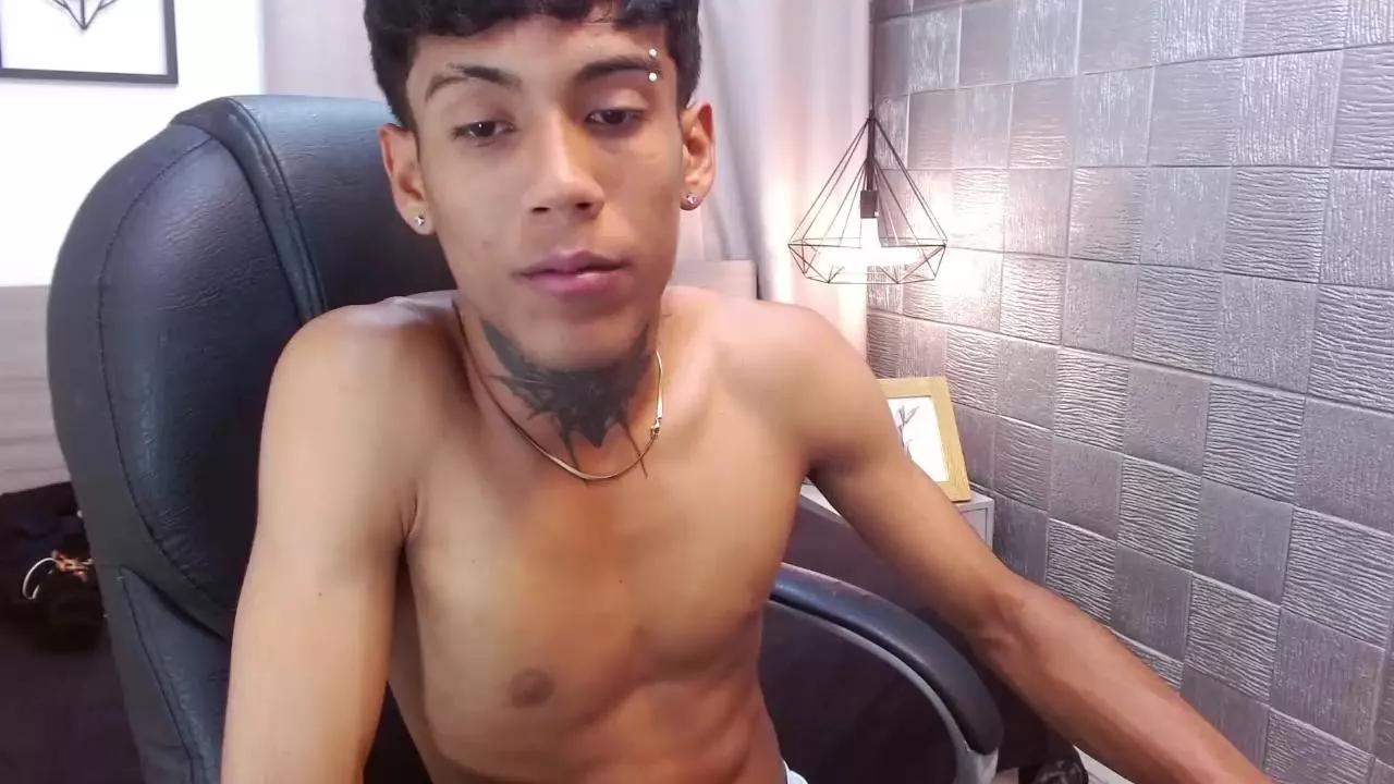 EstebanBBC on Cam4 