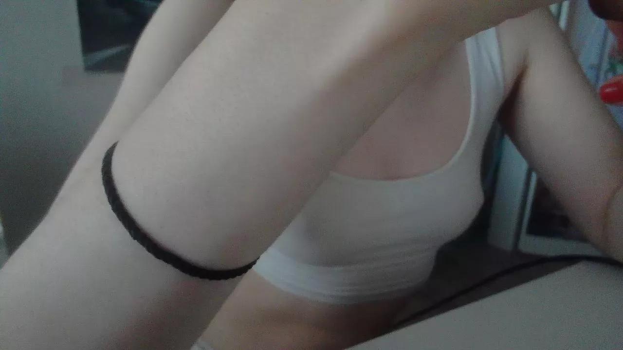 Estelle_Engels on Cam4 