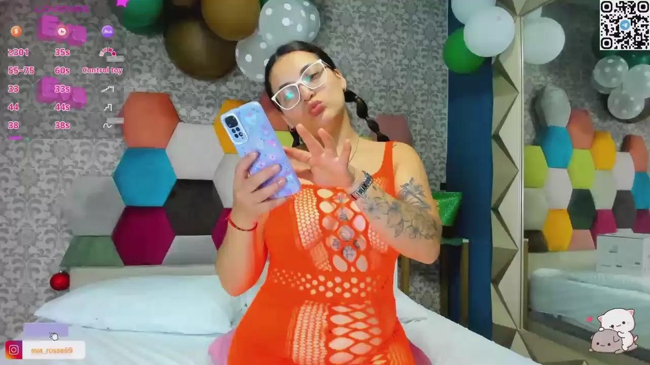 eva_rosse69 on Cam4 
