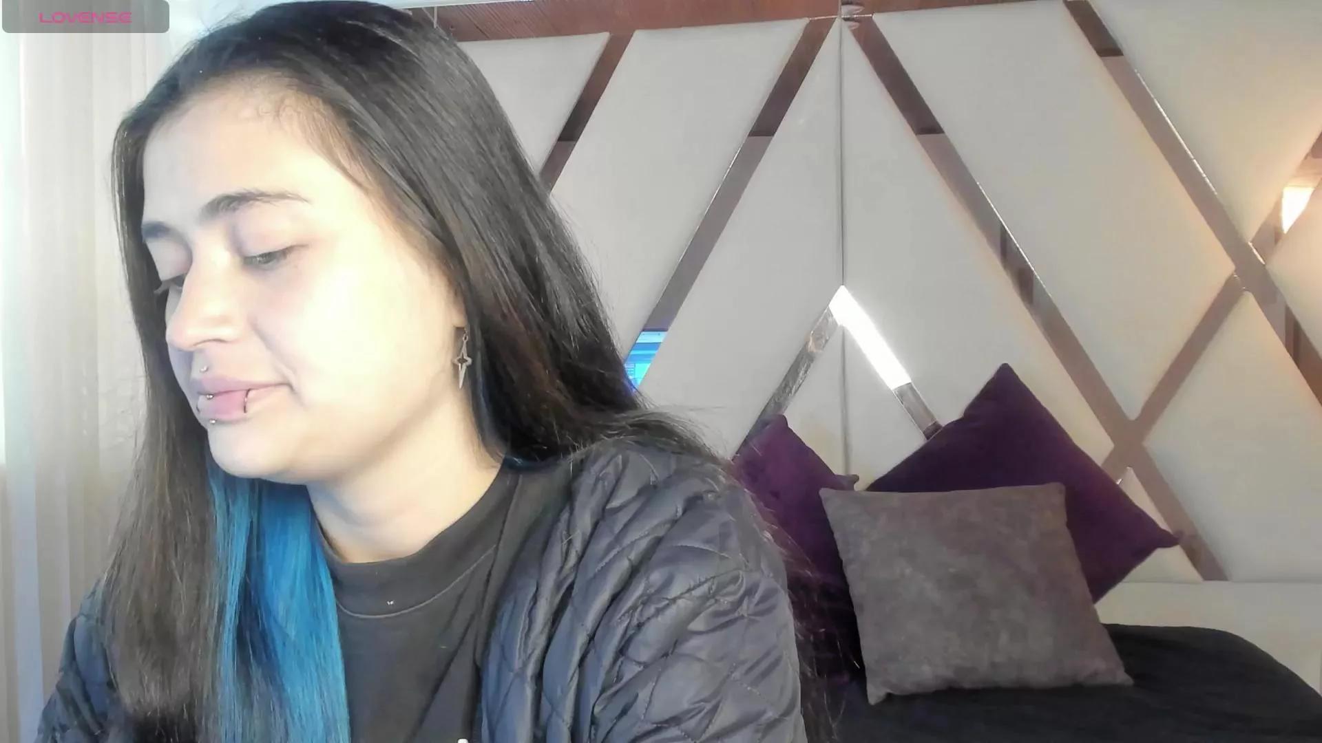 Evamiller69 on Cam4 