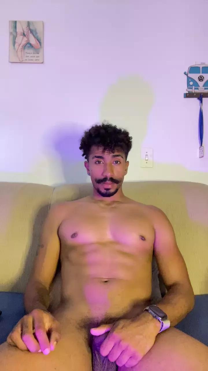 Everton2123 on Cam4 