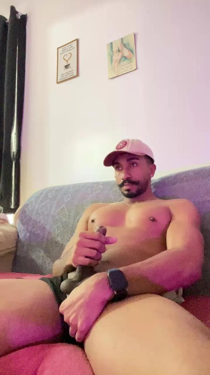Everton2123 on Cam4 