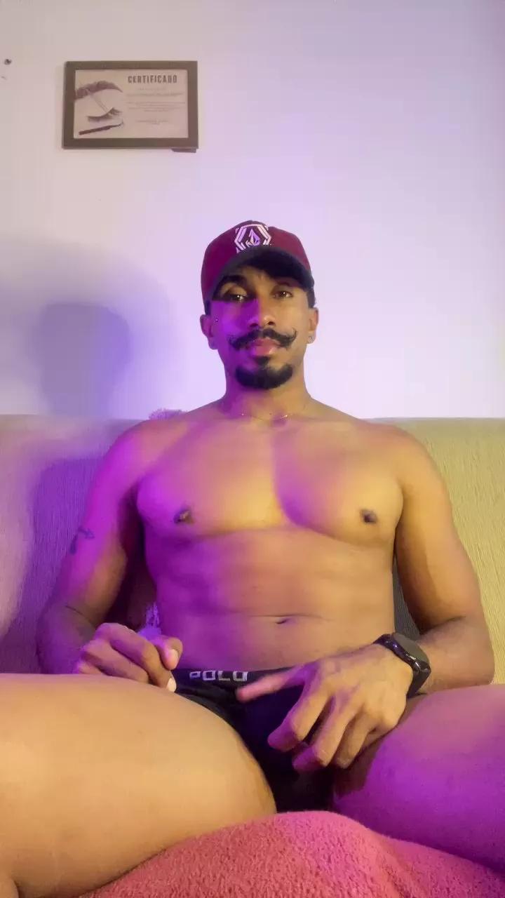 Everton2123 on Cam4 