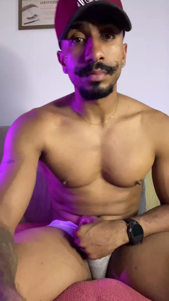 Everton2123 on Cam4 