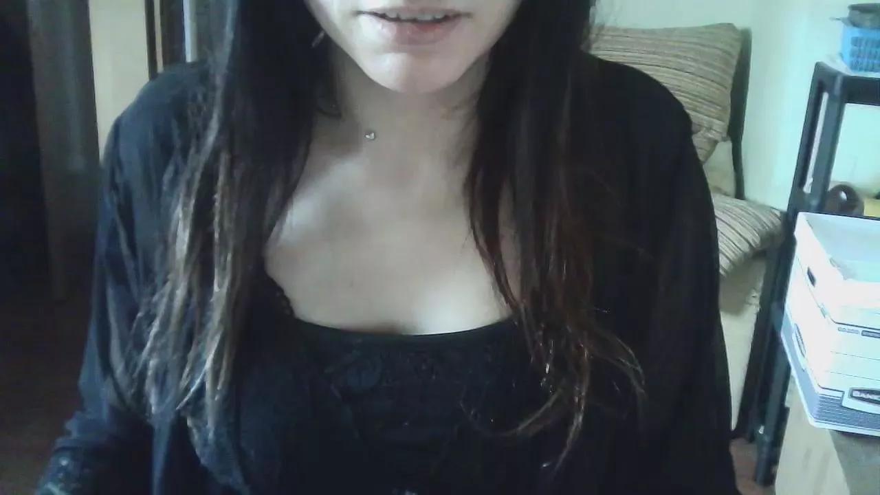 Evika2024 on Cam4 
