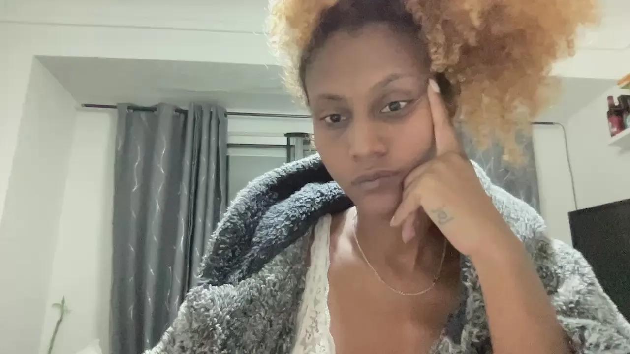 Offline Exoticabr on Cam4