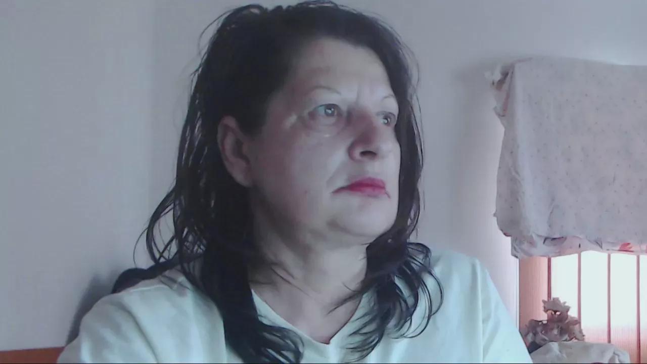 ExtasyMature on Cam4 