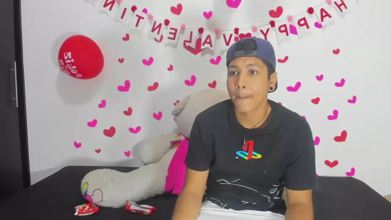 Fabiana_Fabian on Cam4 