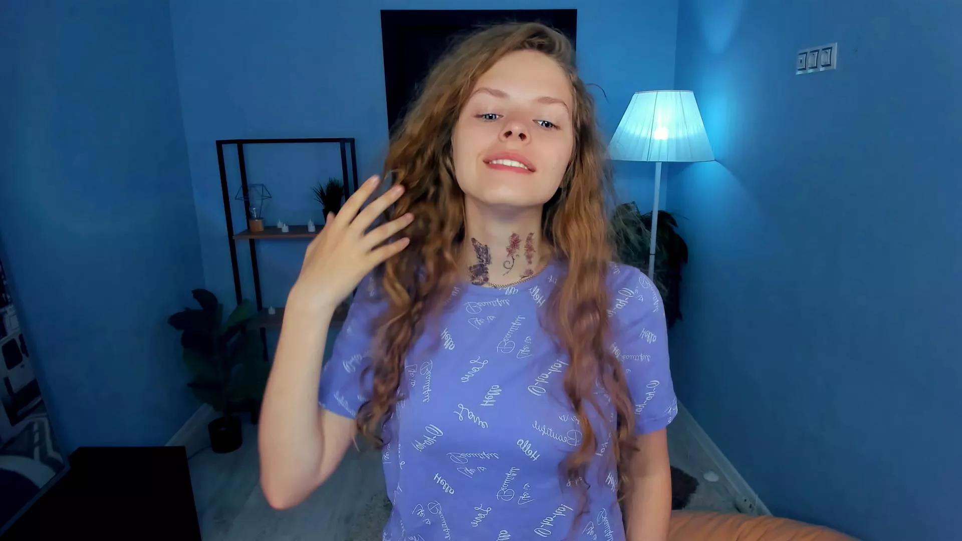 FalineCleverley on Cam4 