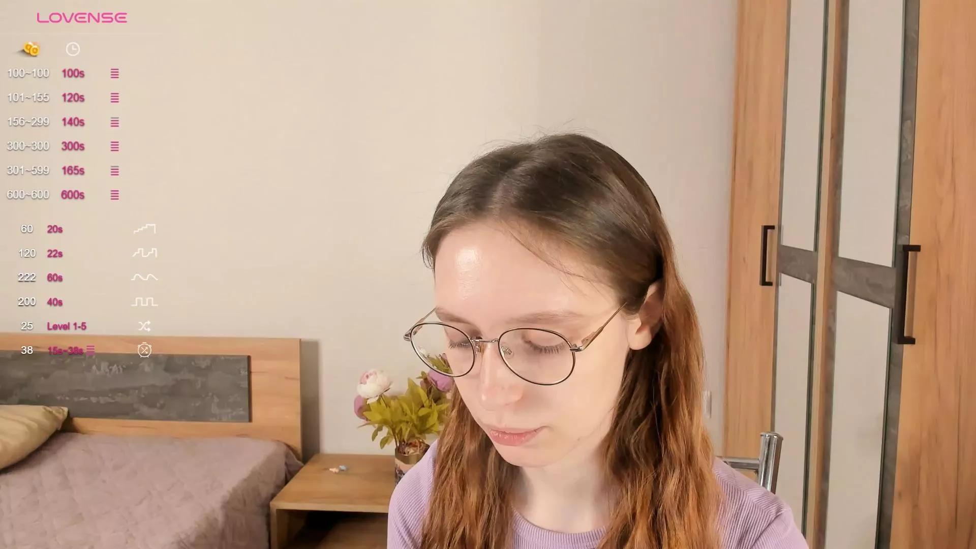 FannyBready on Cam4 