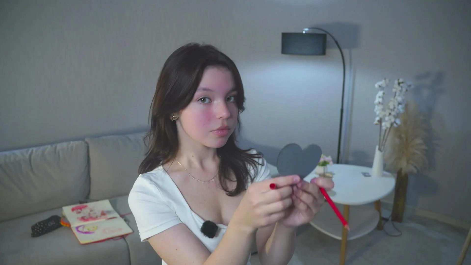 Freechat FeliceThoe on Cam4