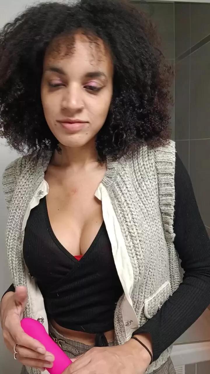 FemDomlia on Cam4 