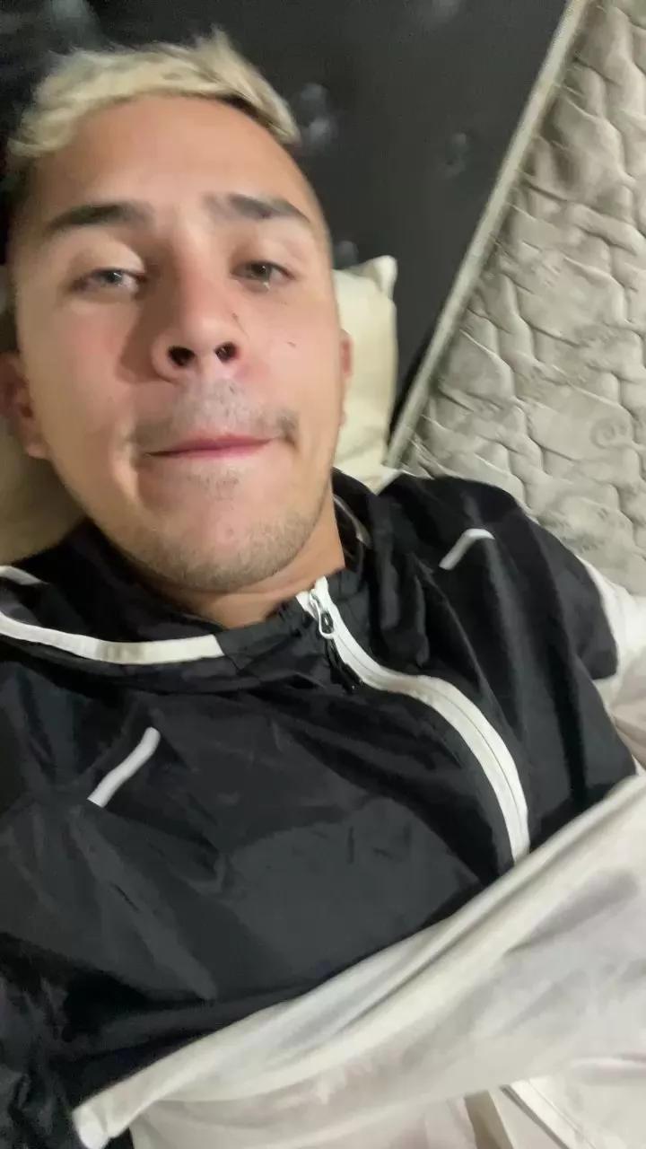 Fer2088 on Cam4 