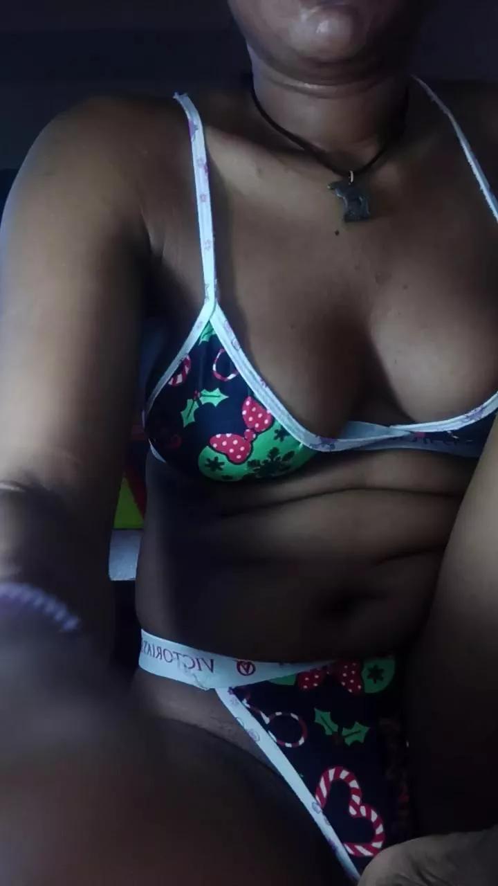 fflorecita on Cam4 