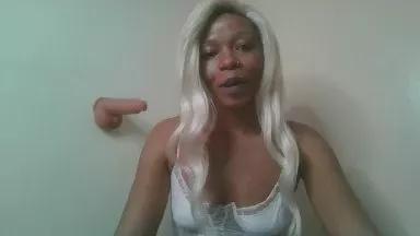 Fitsweetebony on Cam4 