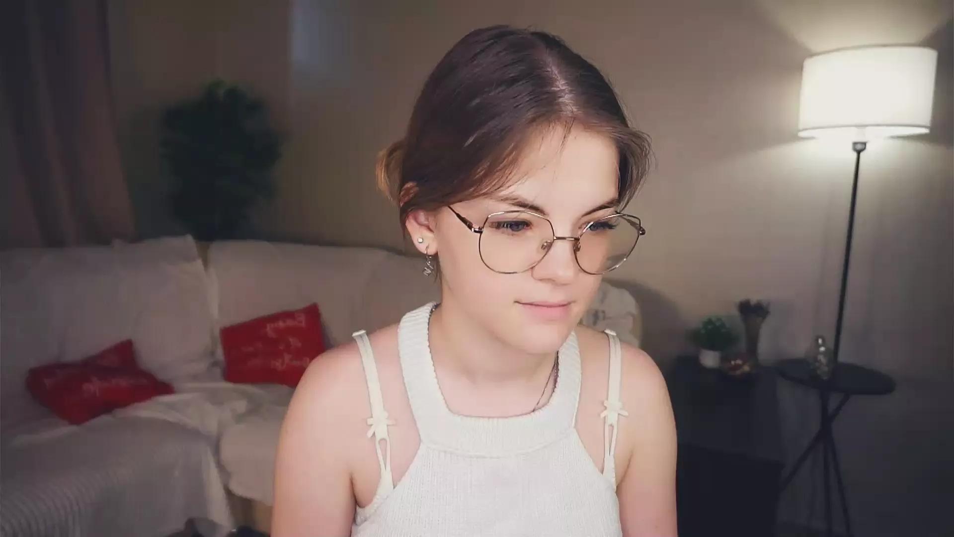 FloraCady on Cam4 