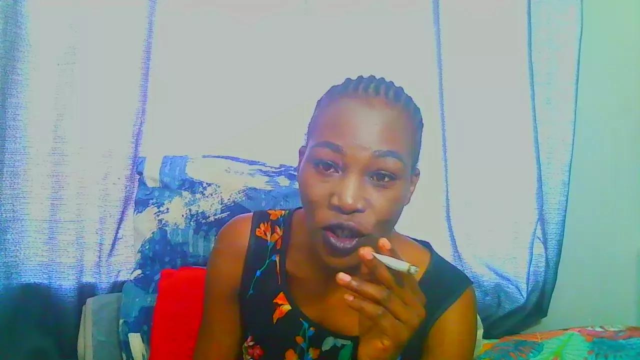 Freakynaughtxx on Cam4 