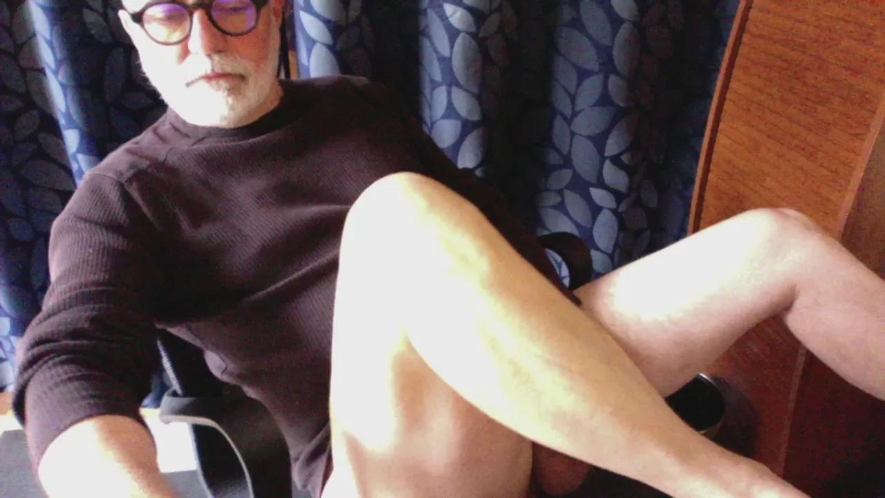 fredd3576 on Cam4 