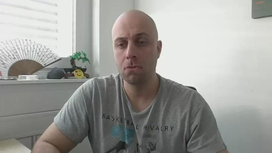 Offline freddow on Cam4