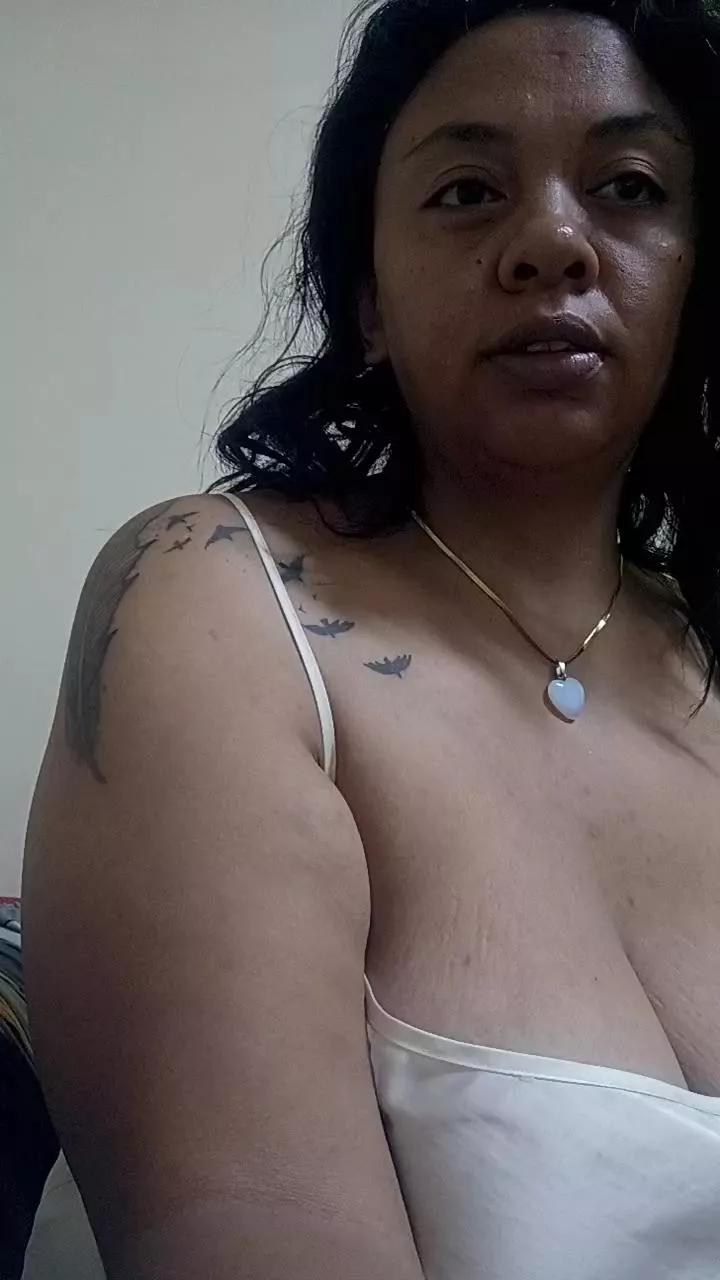 freyakelly on Cam4 