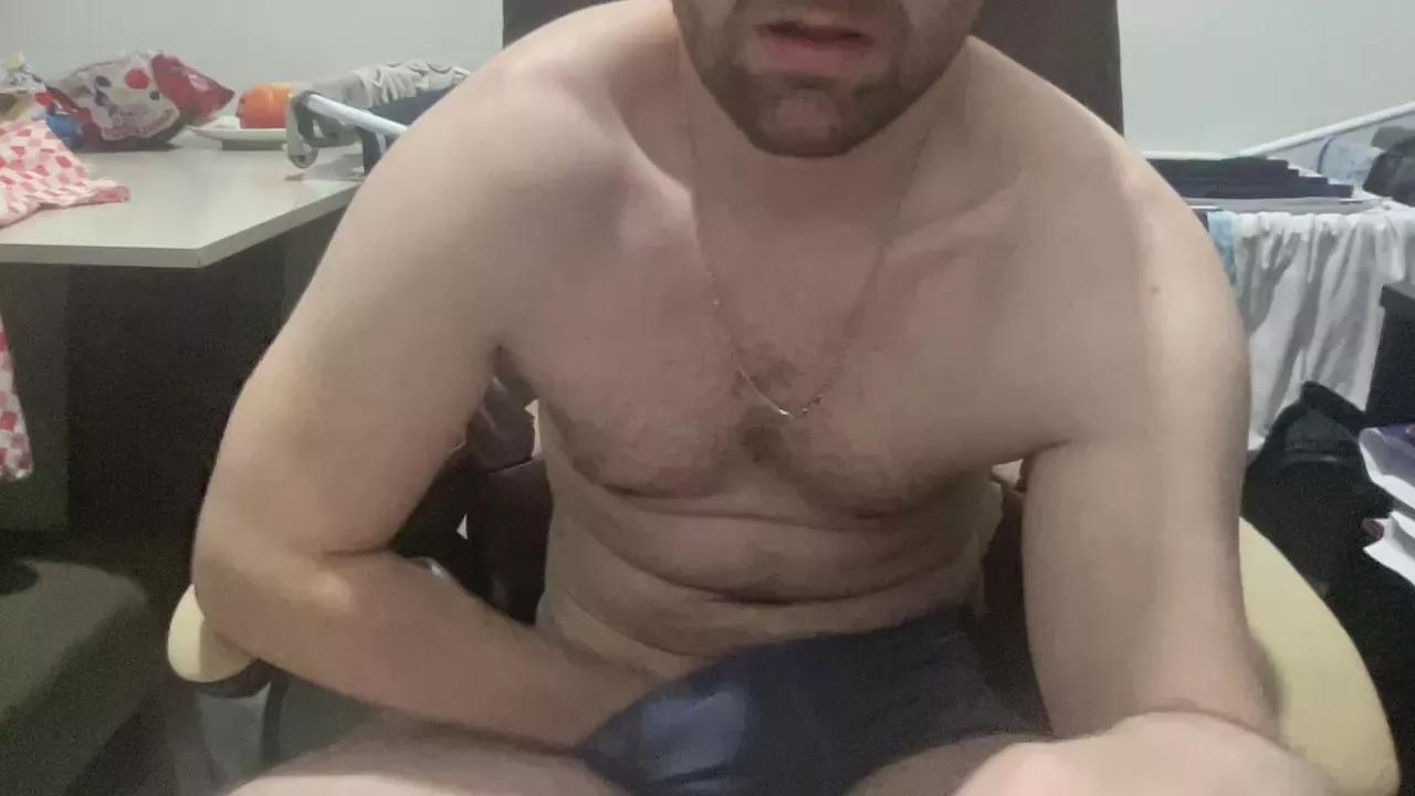 frfav on Cam4 