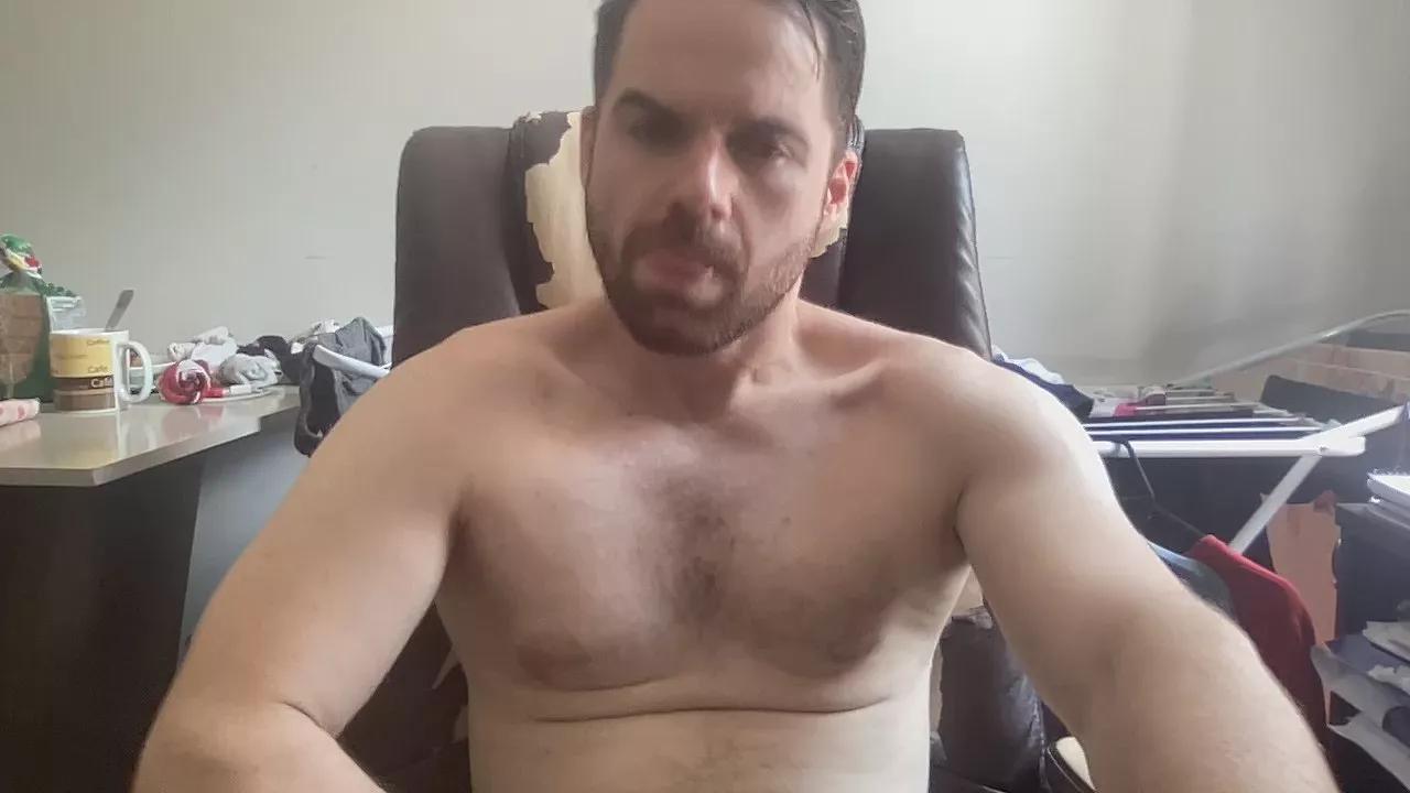 frfav on Cam4 