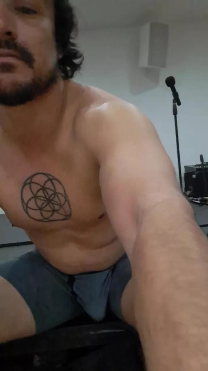 fuckbuddy805 on Cam4 