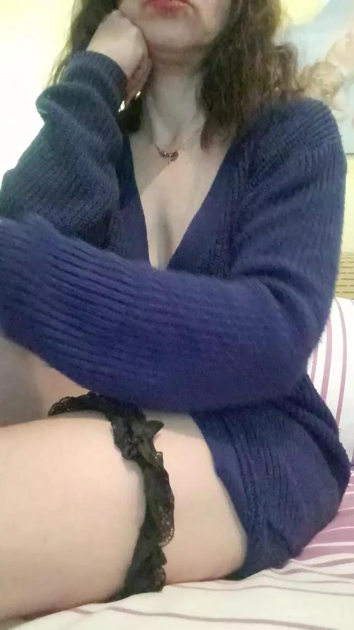 Fufy75 on Cam4 