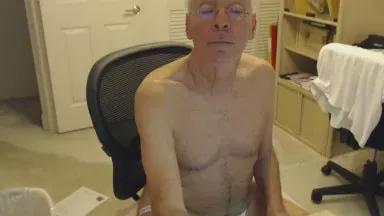 Offline fun_guy3 on Cam4