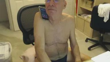 Offline fun_guy3 on Cam4