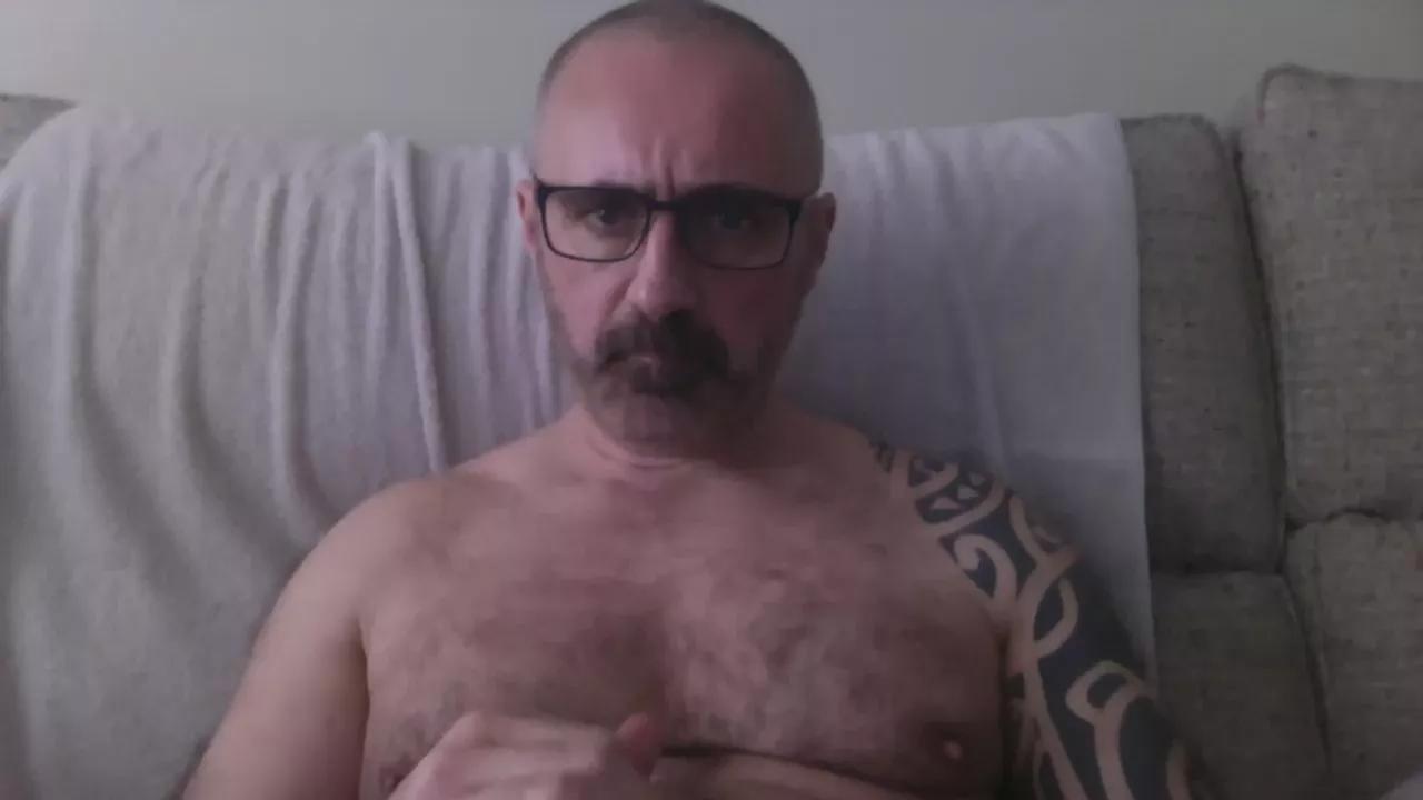 furryass1 on Cam4 