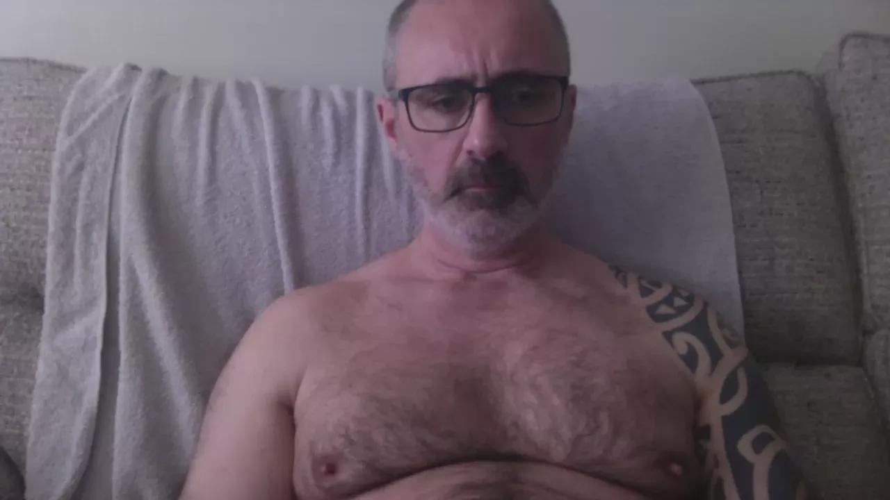 furryass1 on Cam4 