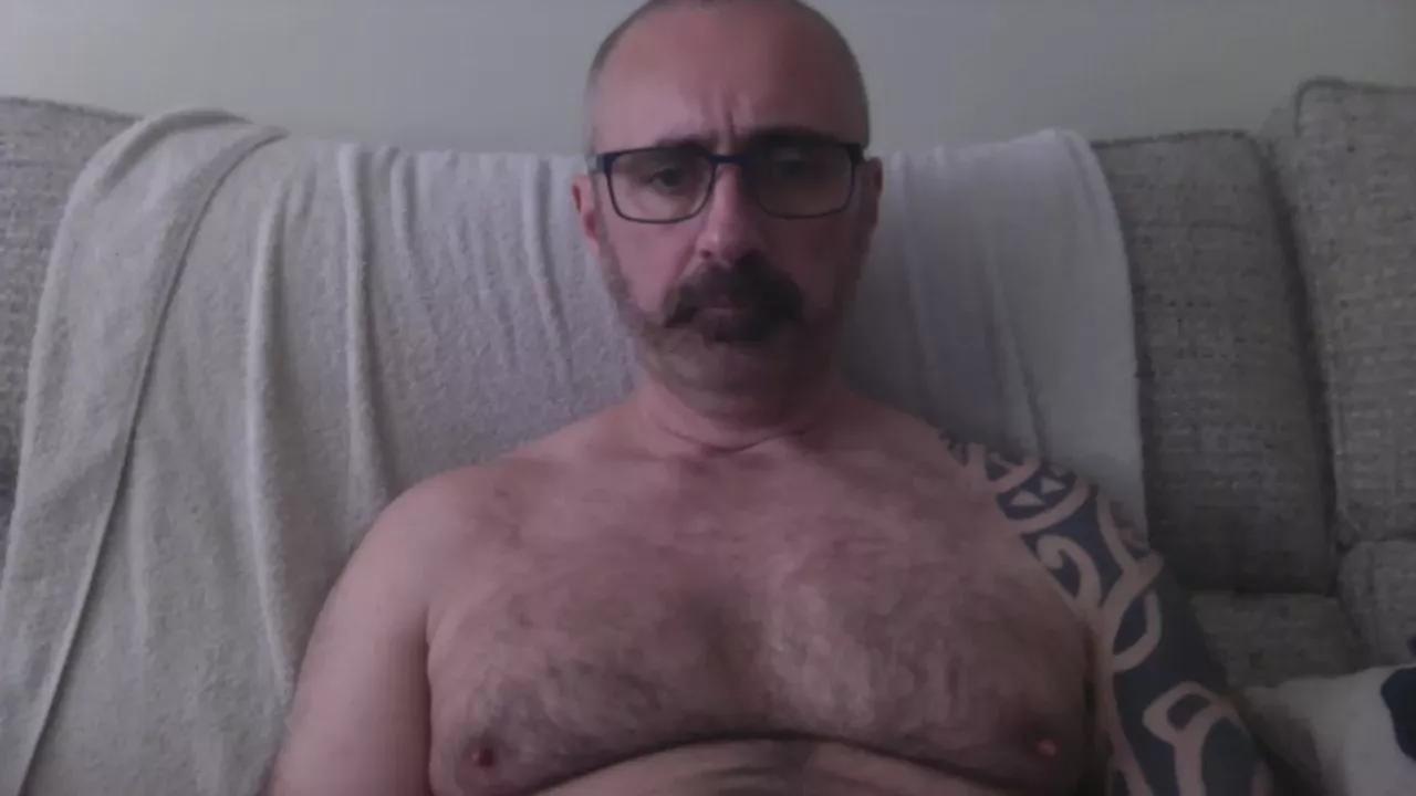 furryass1 on Cam4 
