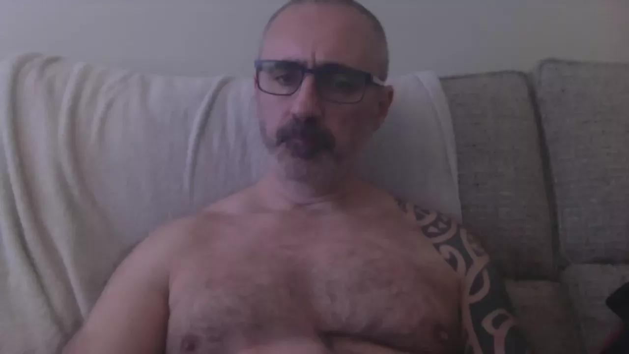furryass1 on Cam4 