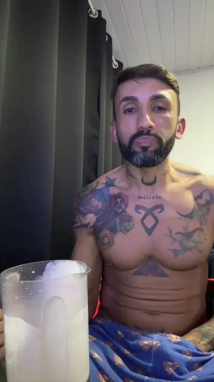 Offline GarciaAnthony on Cam4