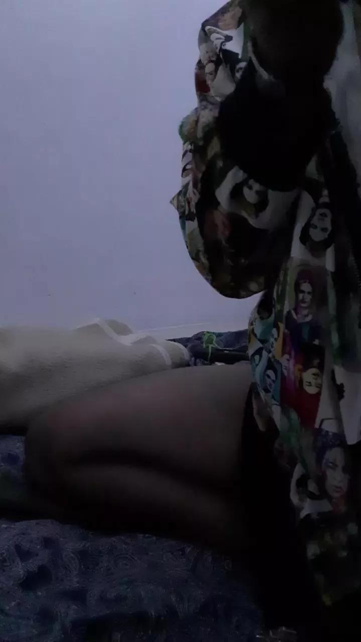 garguzja on Cam4 