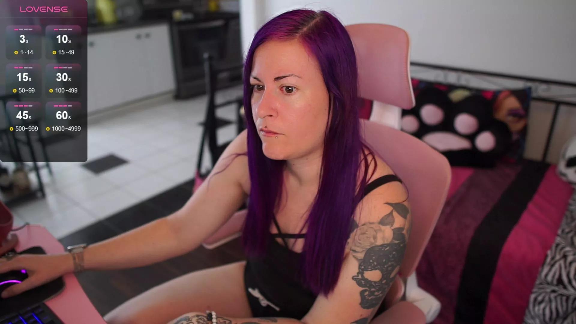 gennyrock on Cam4 