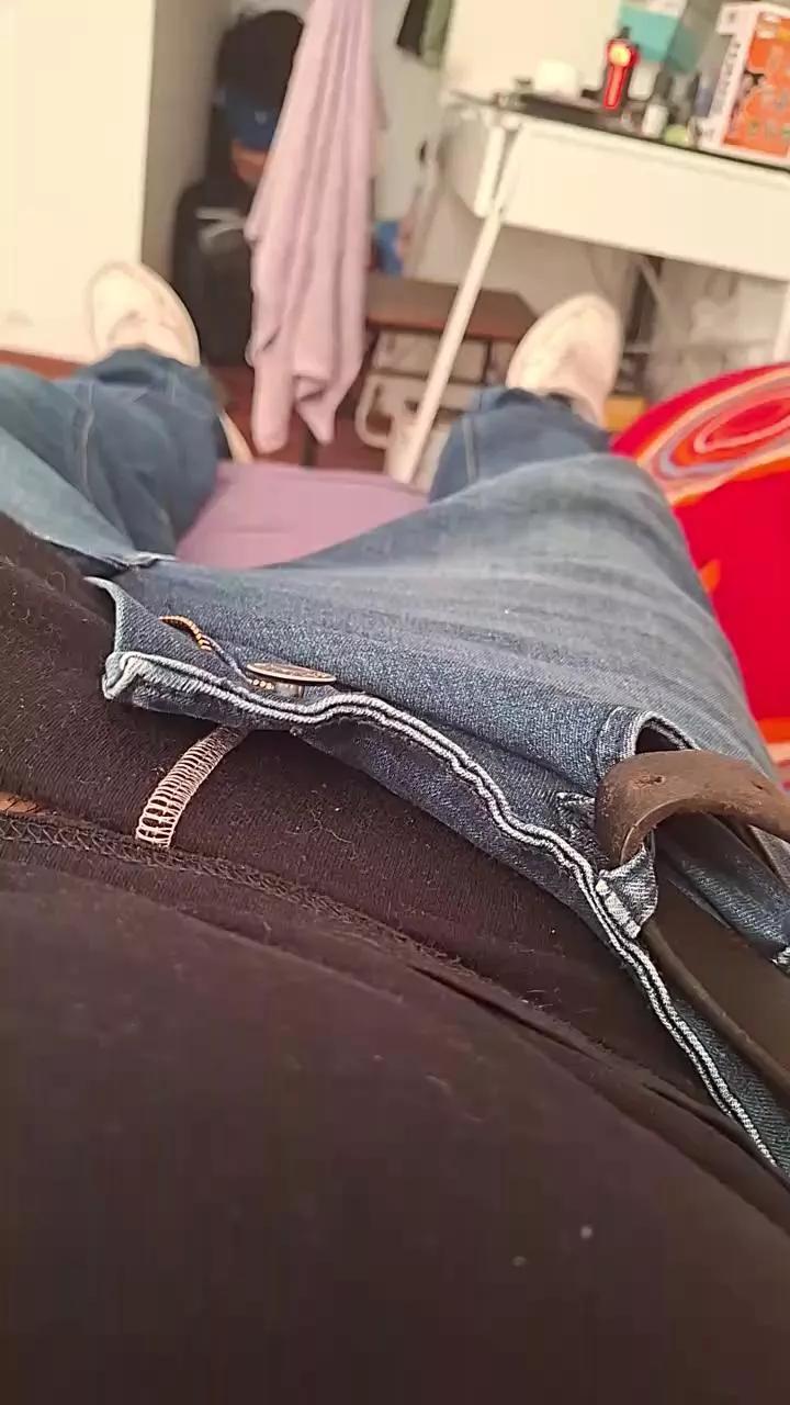 Offline GeralYAndrez on Cam4