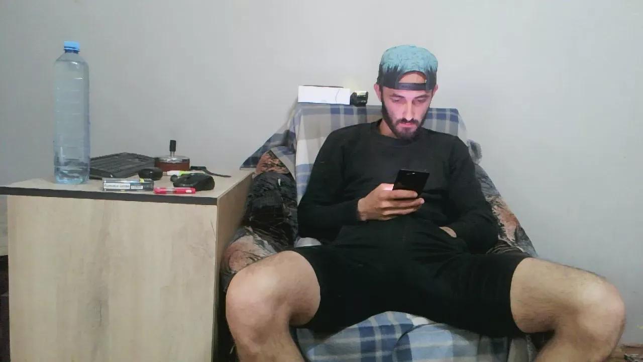 Gionisins_0 on Cam4 