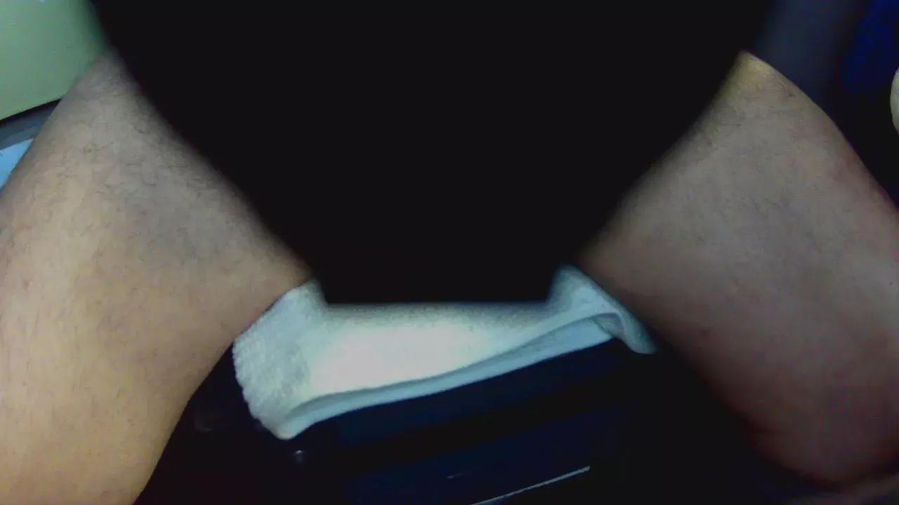 Offline giveucum on Cam4