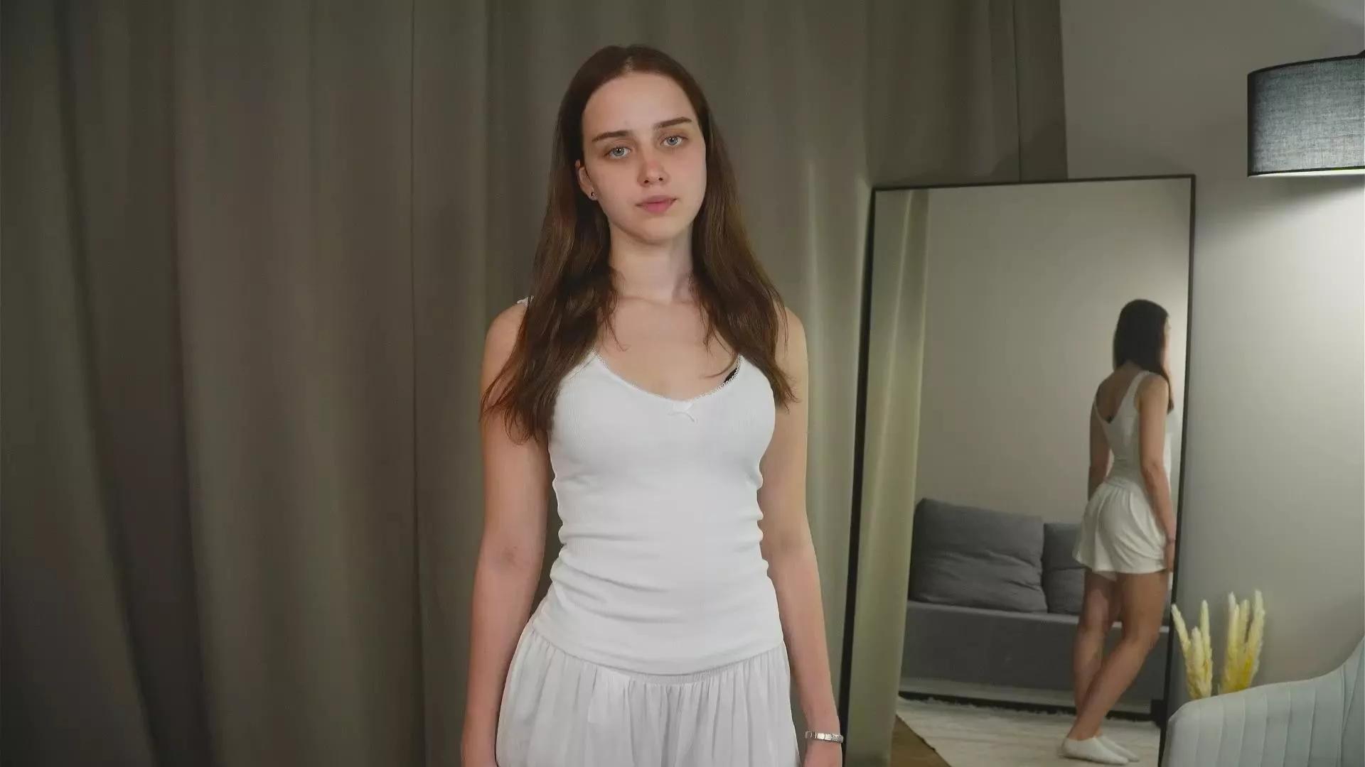 GladysCrofoot on Cam4 