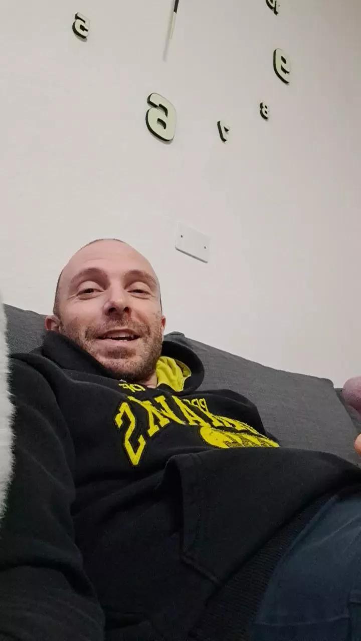 Gnaro90 on Cam4 