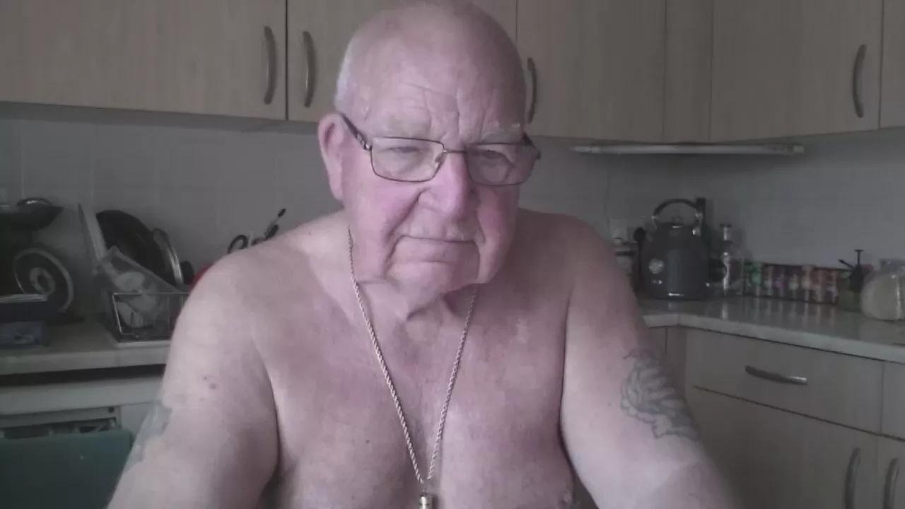 goanboy72 on Cam4 