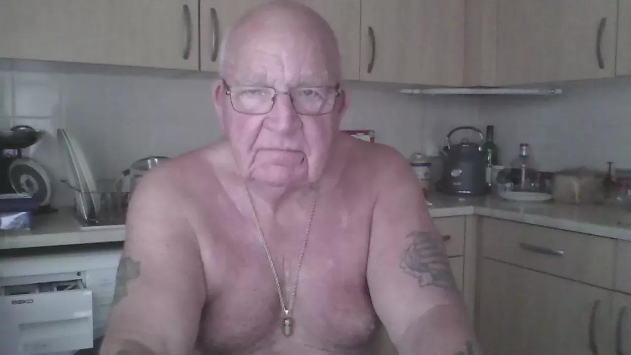 goanboy72 on Cam4 