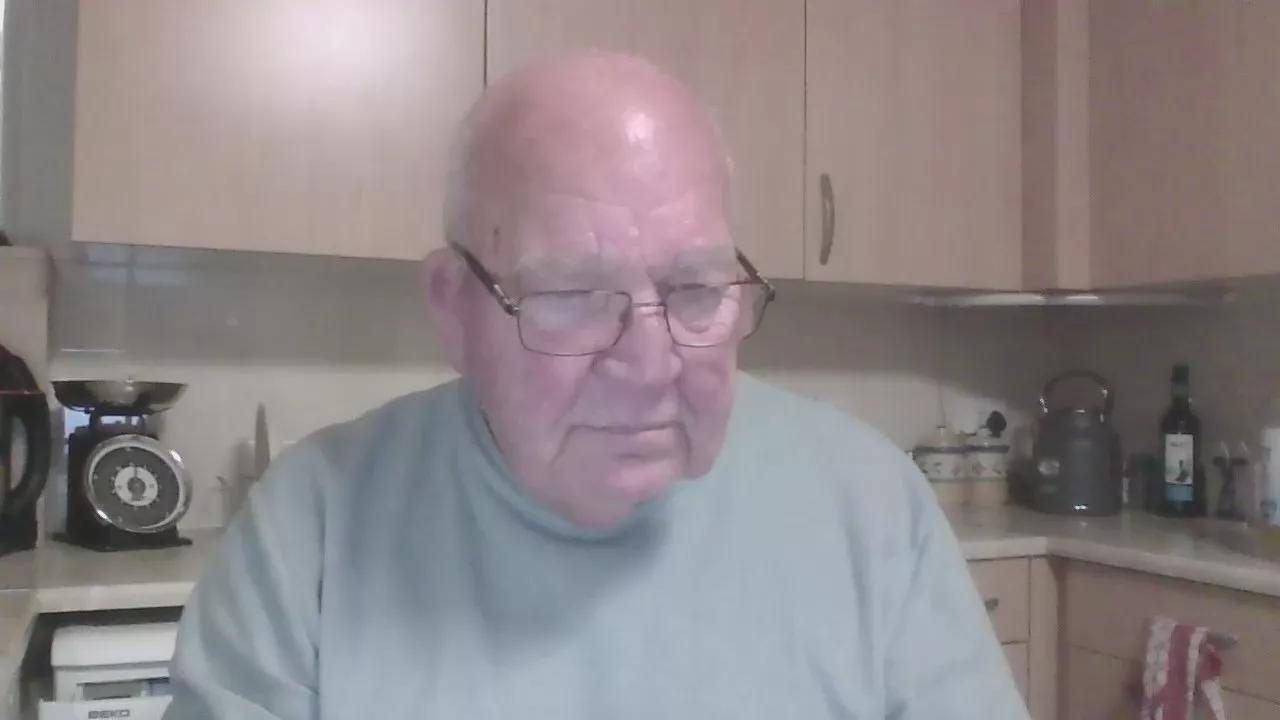 goanboy72 on Cam4 