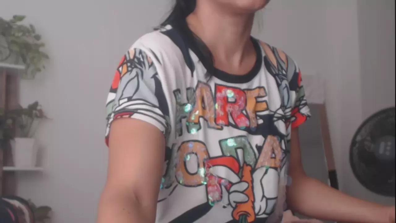 Offline GOLDENBOOTY on Cam4