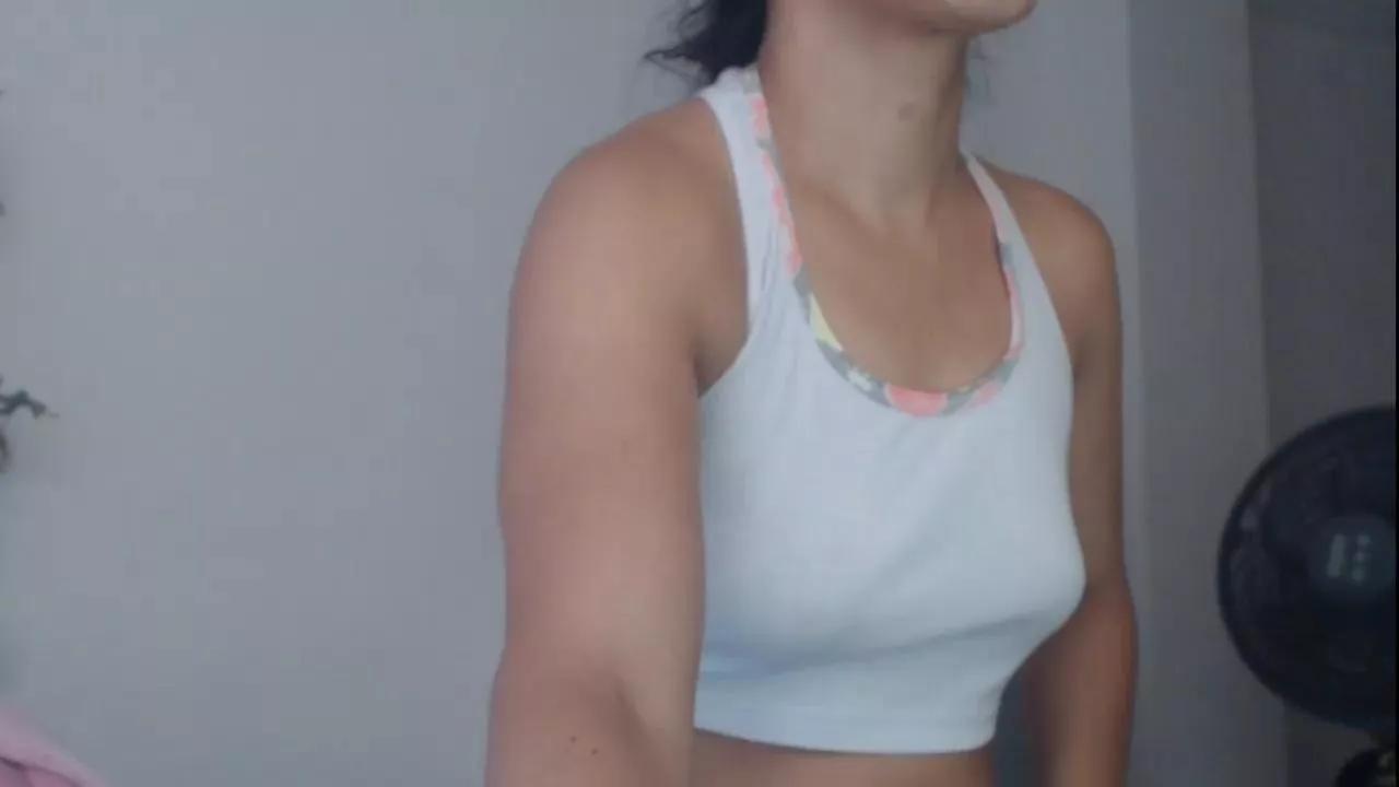 Offline GOLDENBOOTY on Cam4