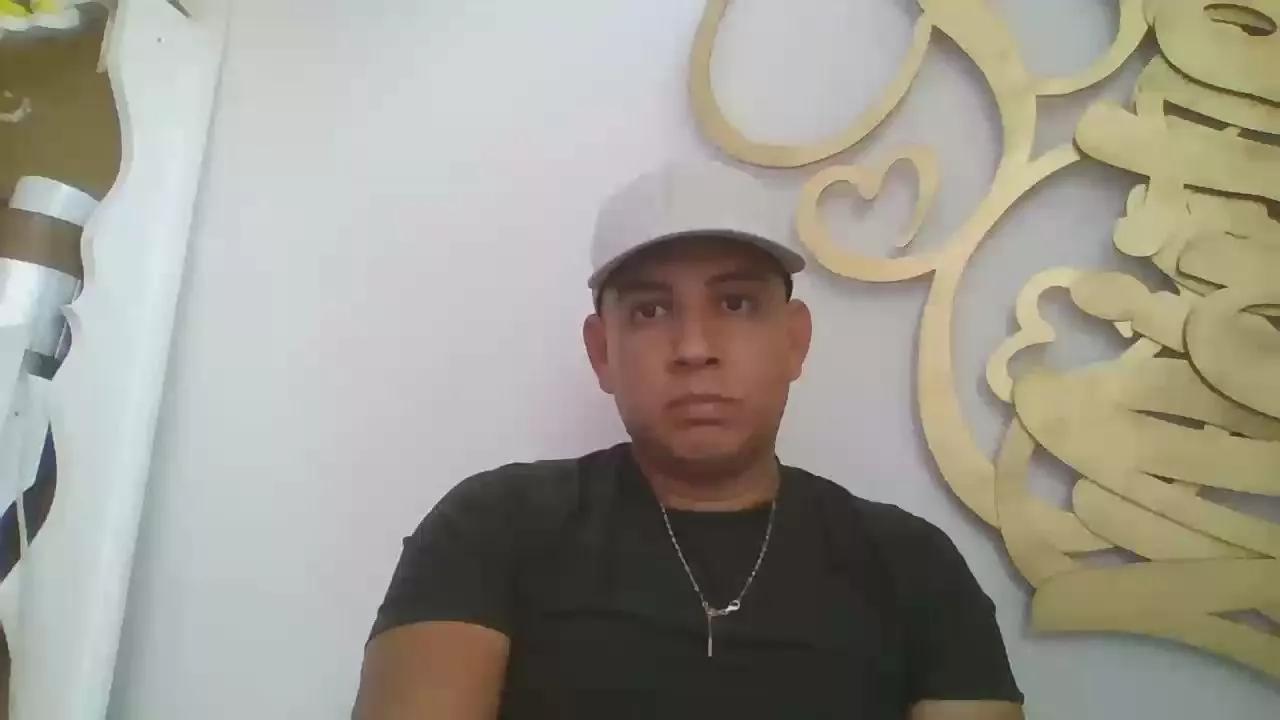 golosos8991 on Cam4 