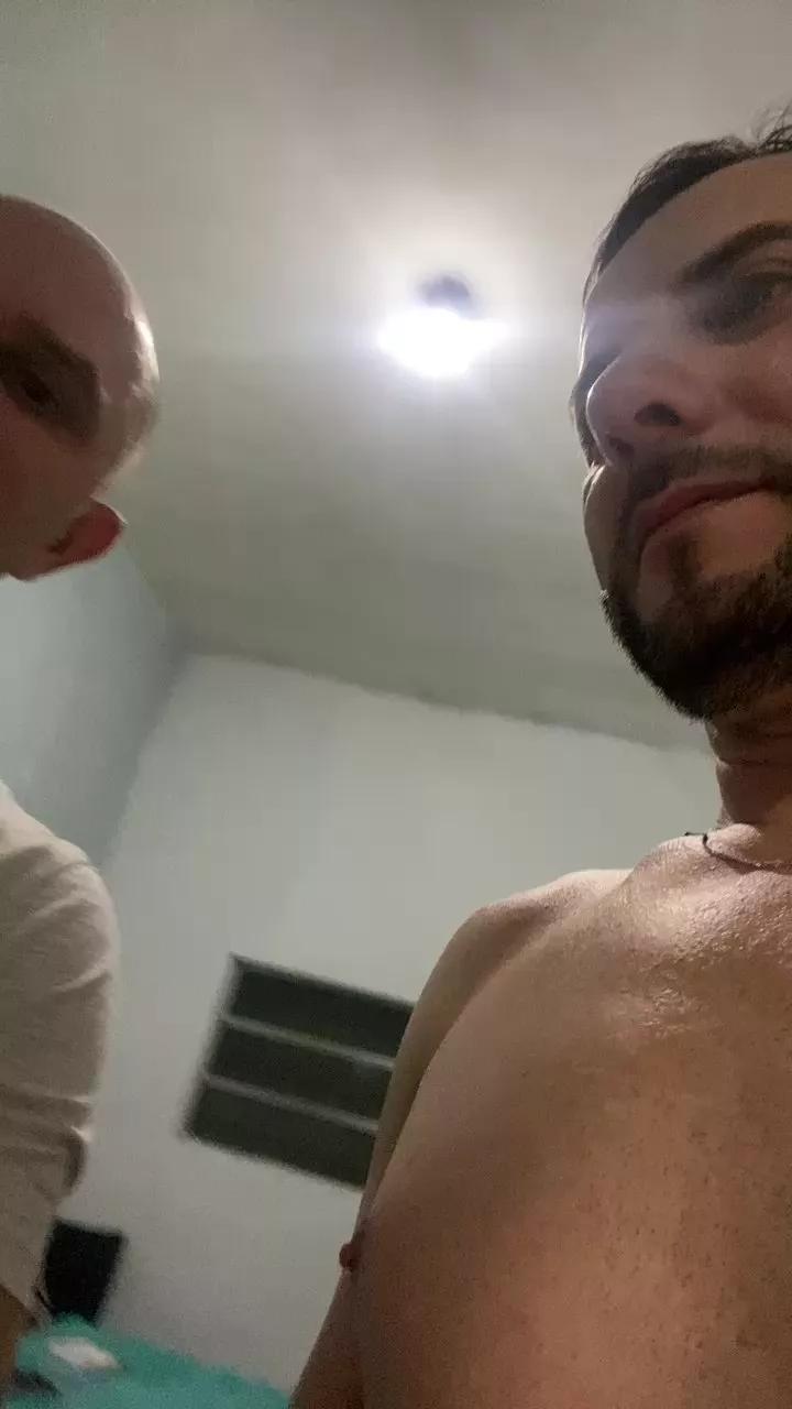 gostosao752 on Cam4 